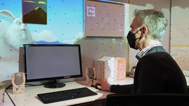 These University of Waterloo professors are helping build the metaverse | CBC News